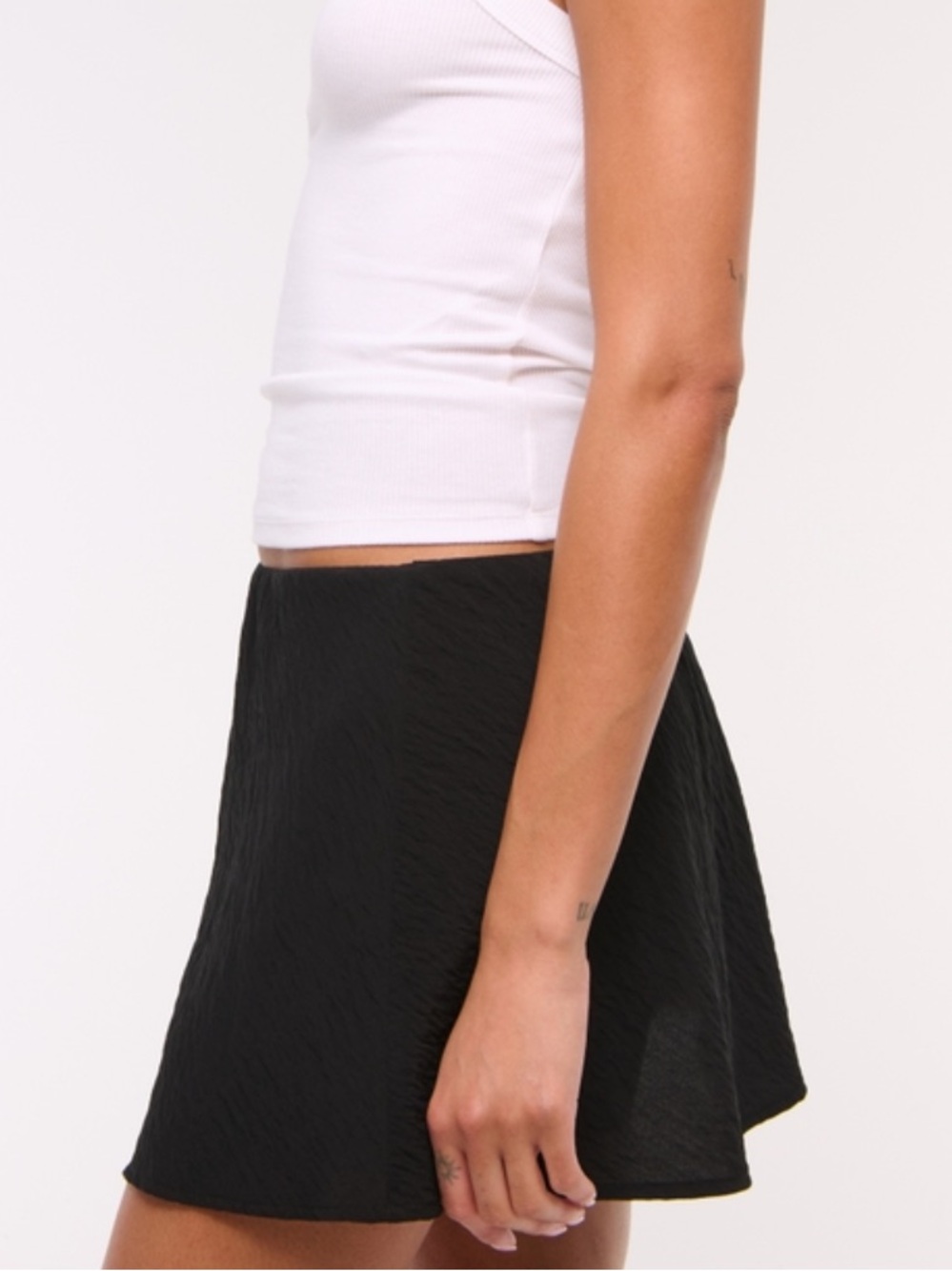 A&F Sienna Skirt - Picture 4 of 6